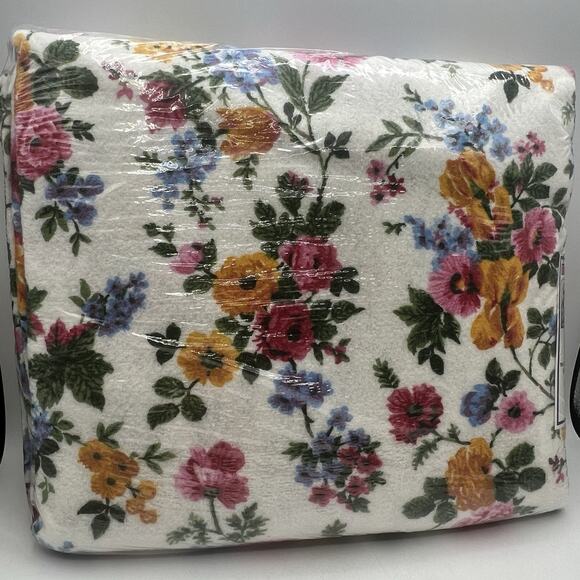 Vintage Floral Rose Pink Blue Satin Trim Blanket Queen King 90x102 USA NEW - Picture 5 of 6
